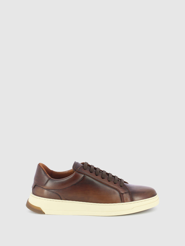 Sapatos com Atacadores em Castanho